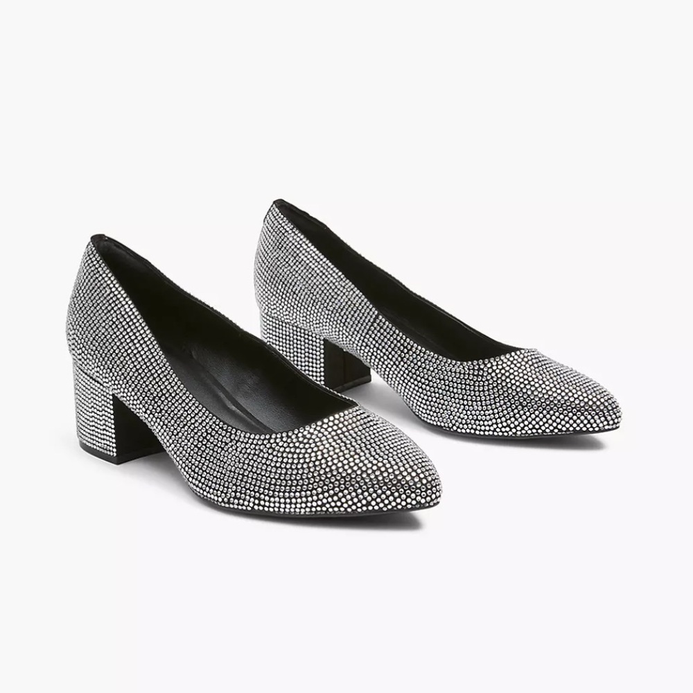 Lane Bryant Size 8W NWT Silver Sparkle Dream Cloud 2” heels pointy toe.